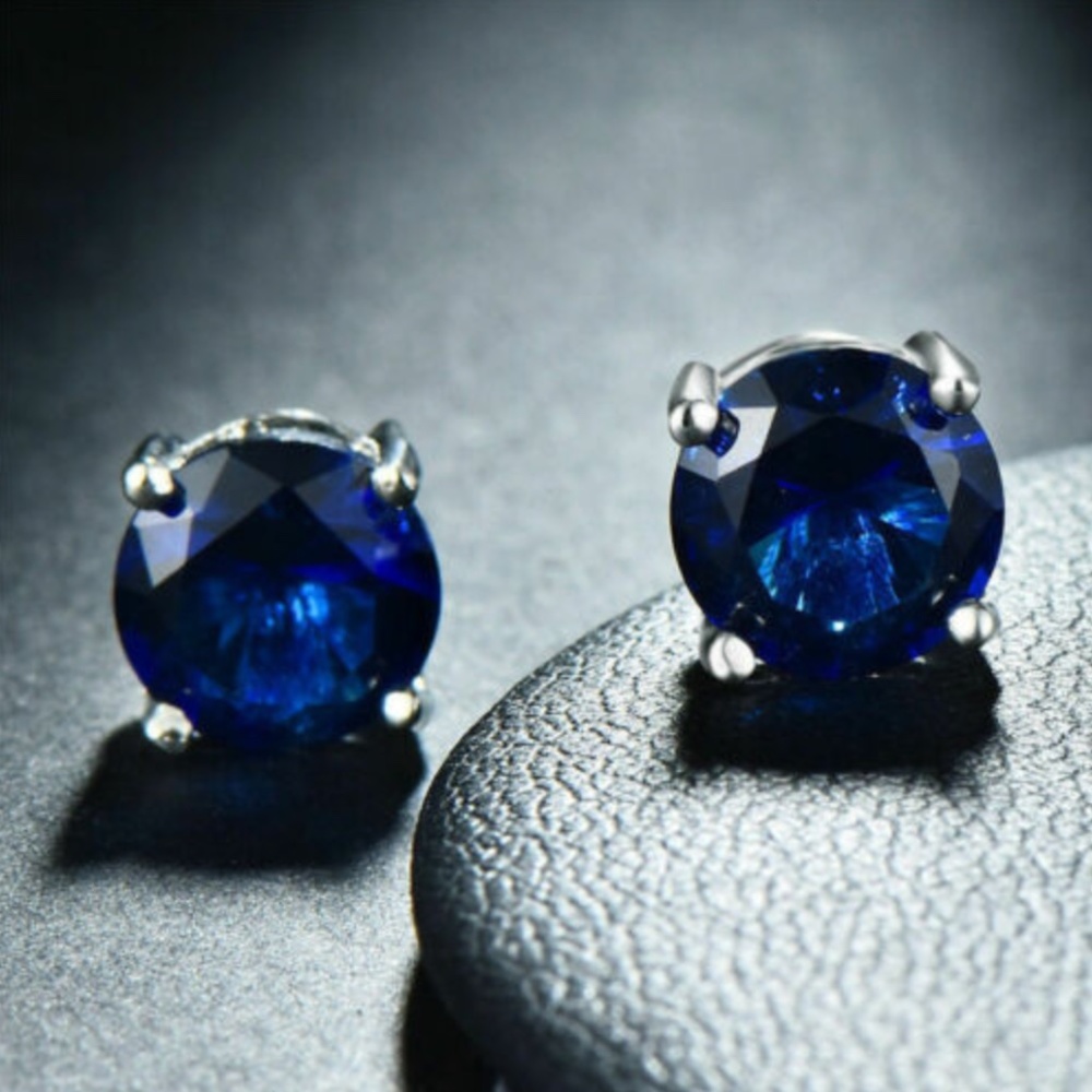 18K Gold  Blue Sapphire Swarovski Crystal Studs - Picture 2 of 6